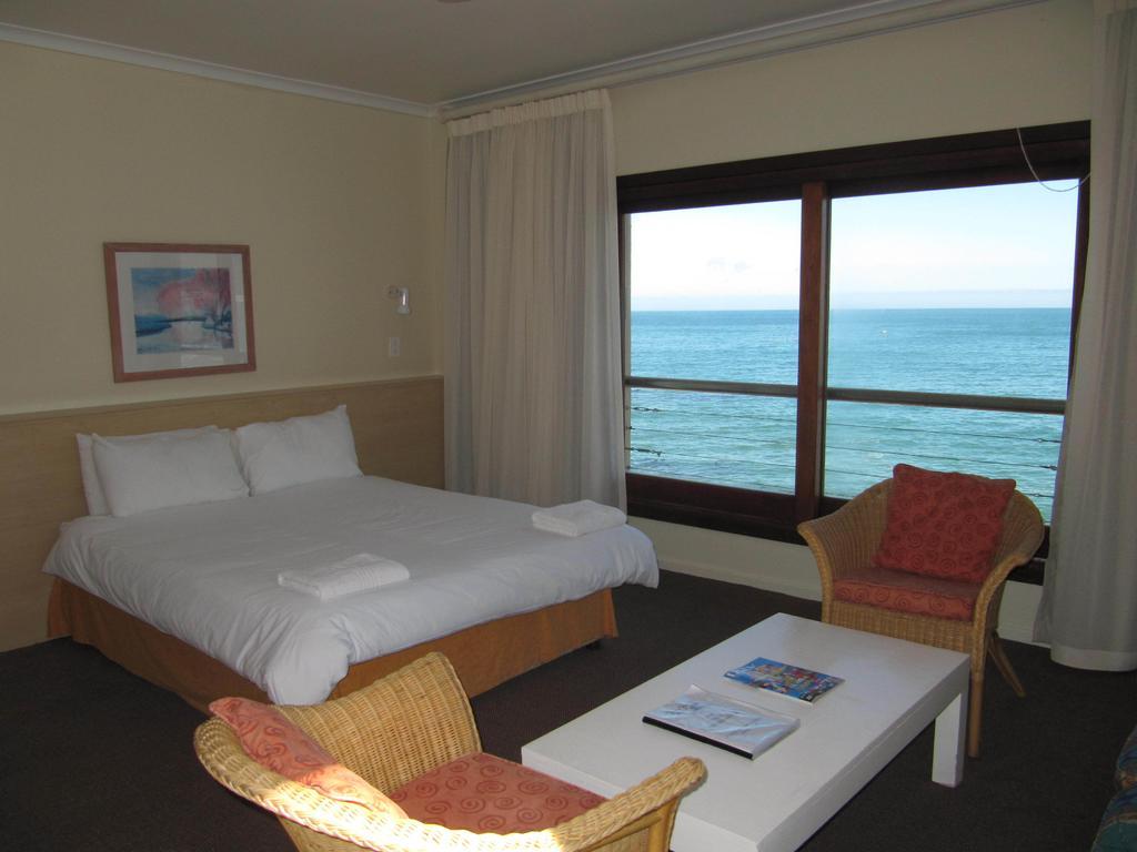 Flora Bay Resort 호우트베이 객실 사진